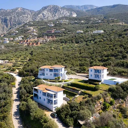 Appartement Modern Seaview Nest With Pool & Panoramic Views